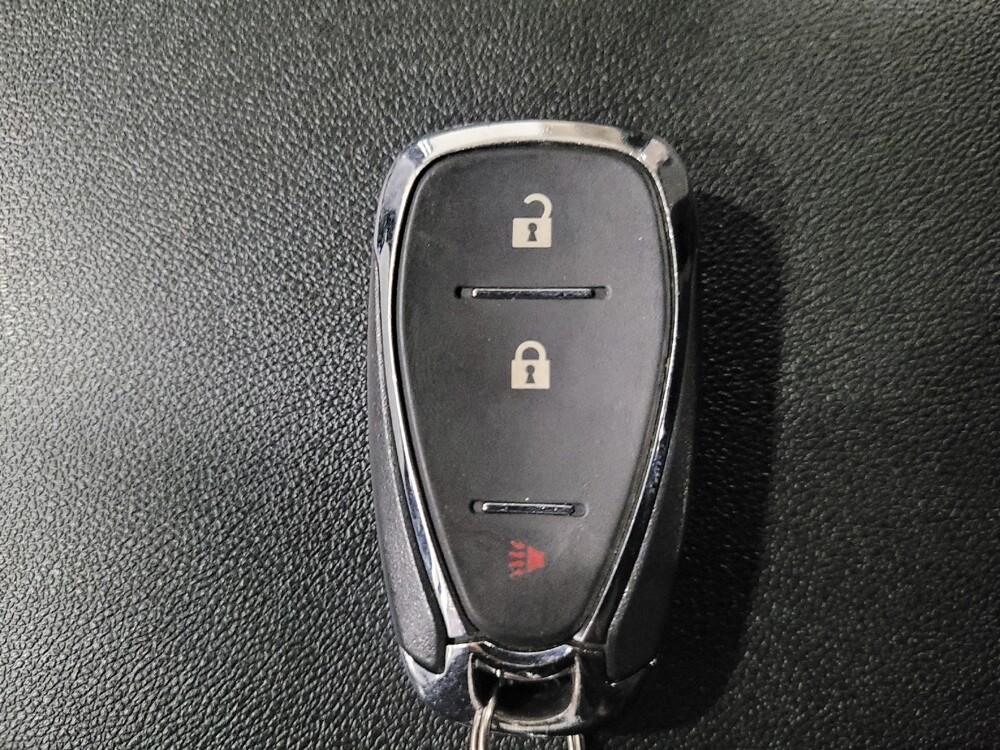 2021 Chevrolet Equinox in Pittsburgh, PA 15237 - 18090517 32