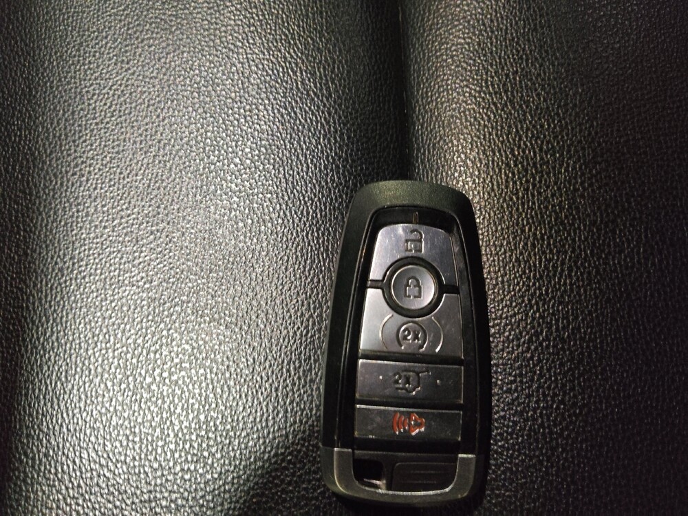 2020 Ford Explorer in Temple Hills, MD 20746 - 18090518 32