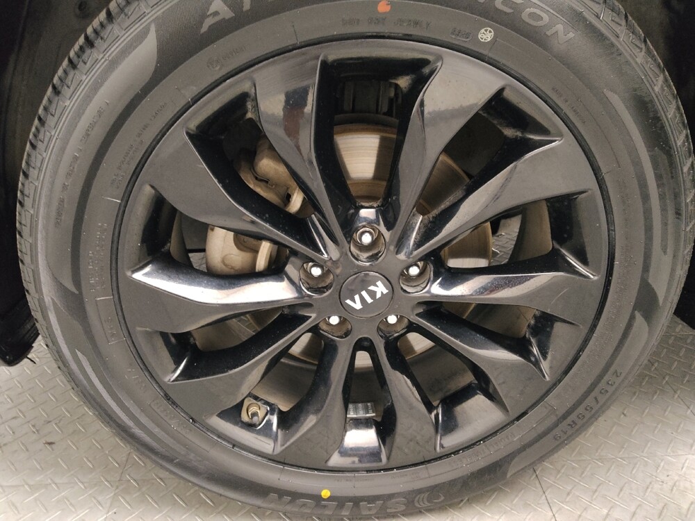 2020 Kia Sorento in Tyler, TX 75701 - 18090520 31