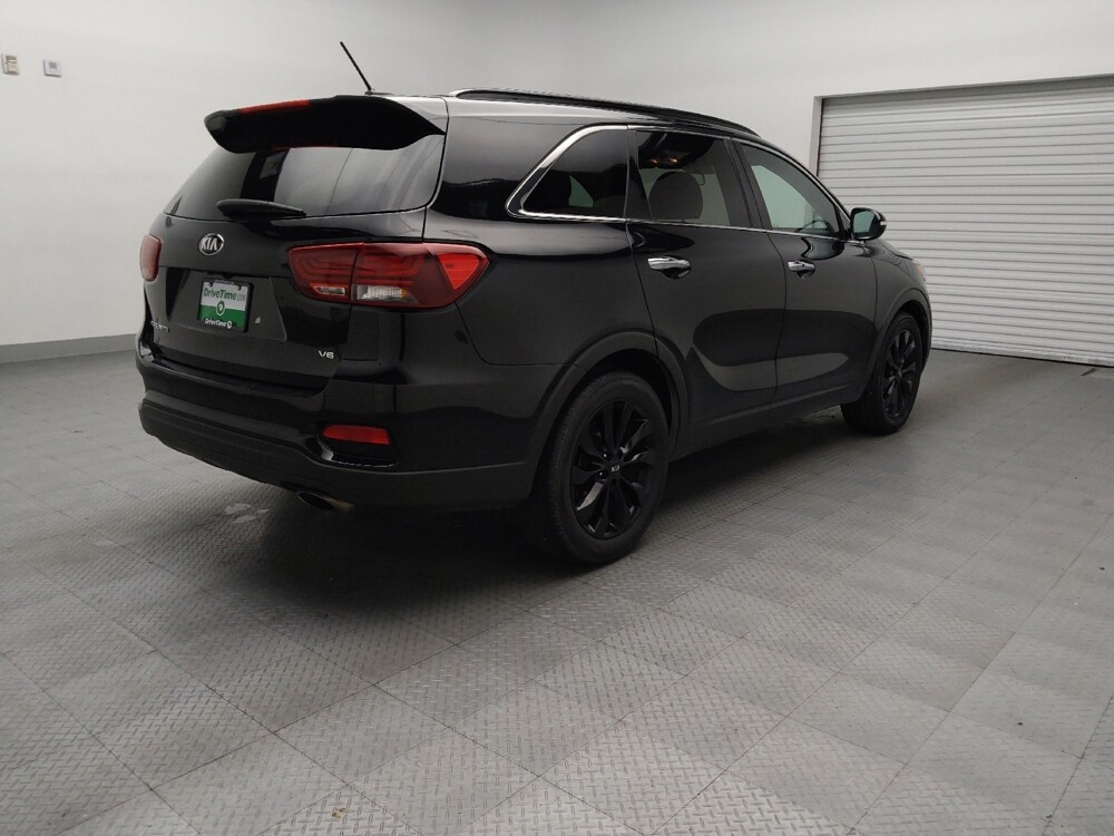 2020 Kia Sorento in Tyler, TX 75701 - 18090520 9