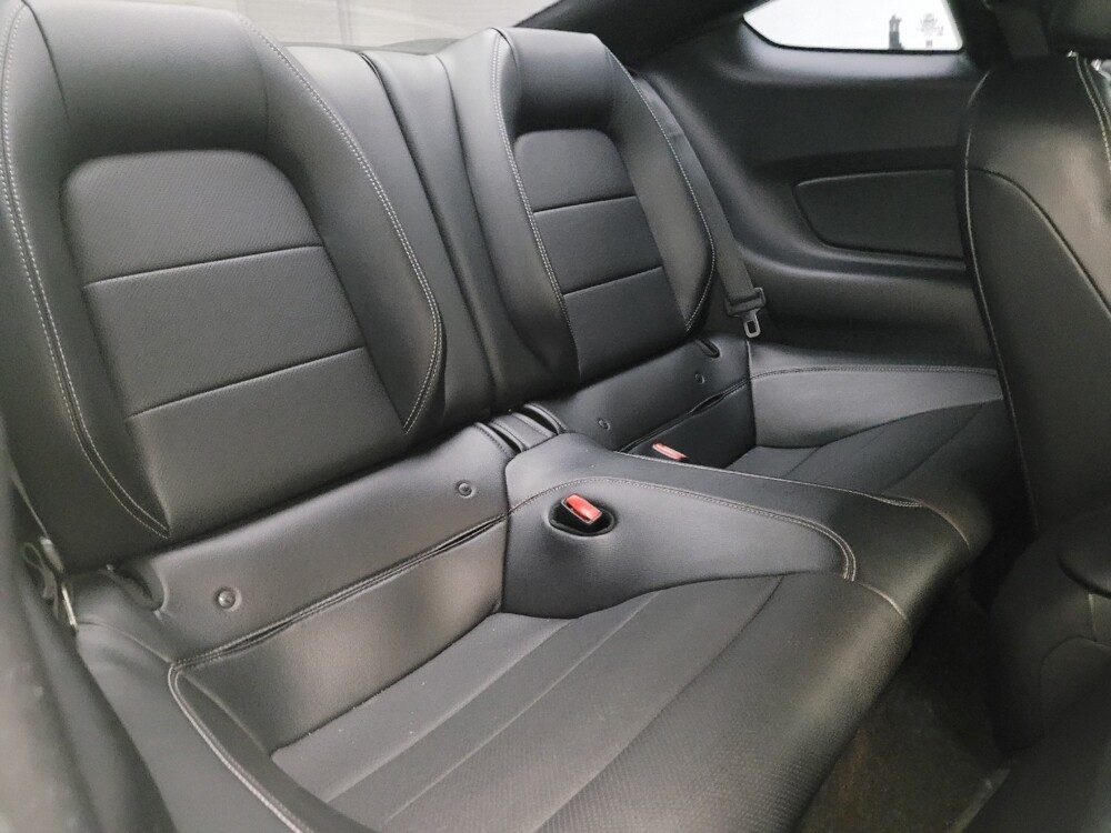 2017 Ford Mustang in Eastpointe, MI 48021 - 18090522 21