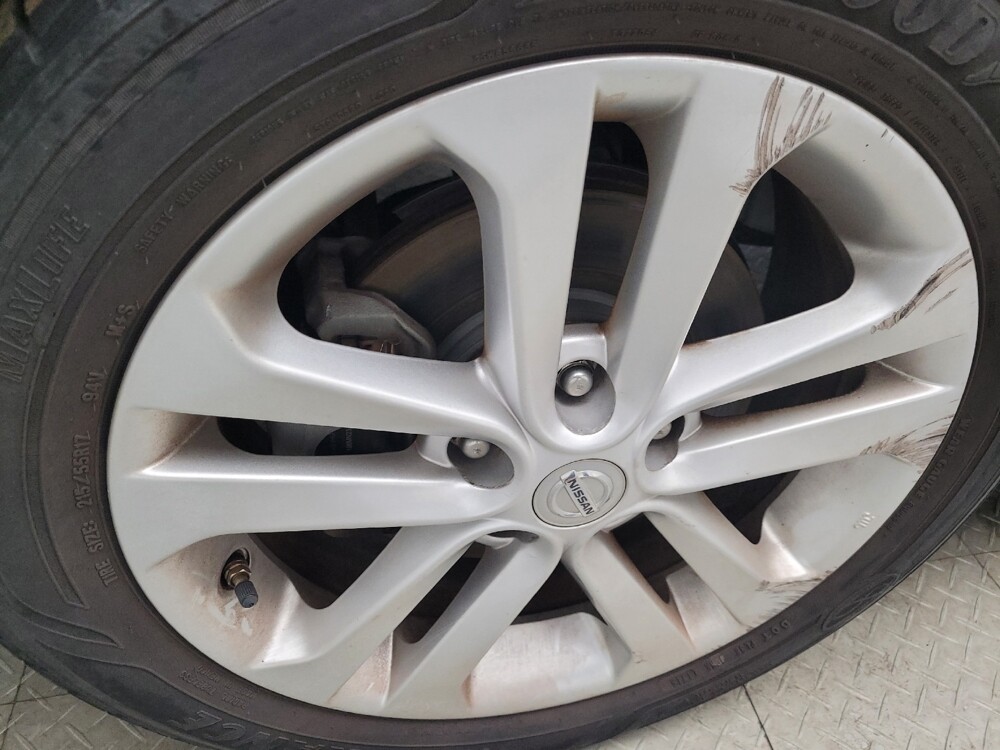 2016 Nissan Juke in Madison, TN 37115 - 18090524 31