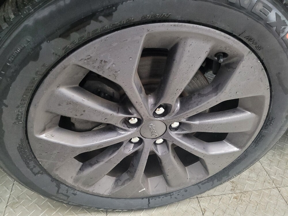 2019 Jeep Cherokee in Madison, TN 37115 - 18090525 31