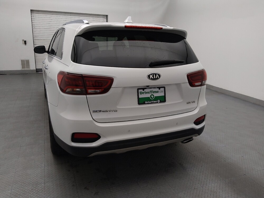 2019 Kia Sorento in Charleston, SC 29414 - 18090529 6