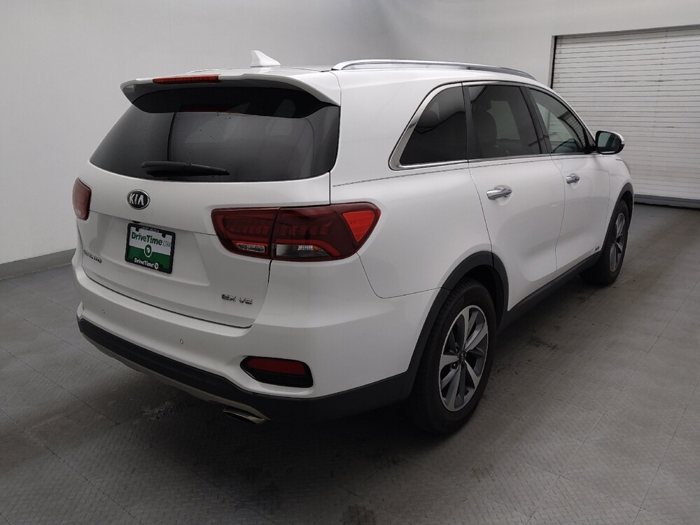 2019 Kia Sorento in Charleston, SC 29414 - 18090529 9