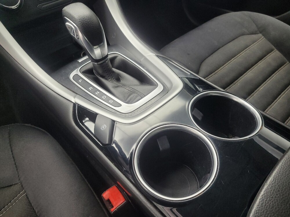 2014 Ford Fusion in Indianapolis, IN 46222 - 18090530 26