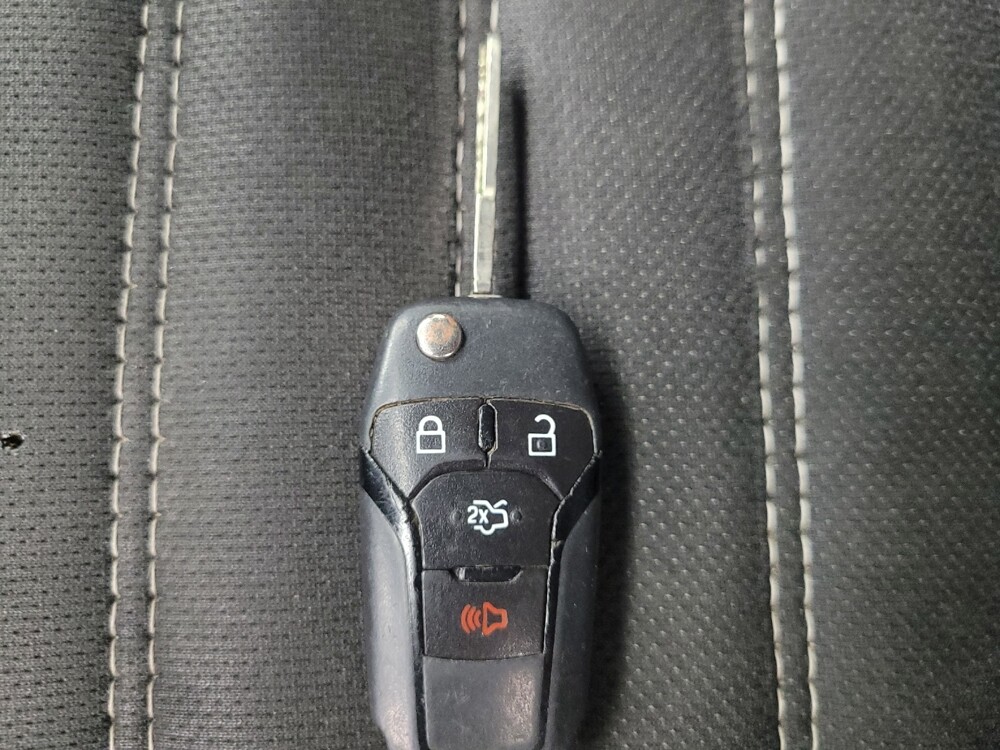 2014 Ford Fusion in Indianapolis, IN 46222 - 18090530 32