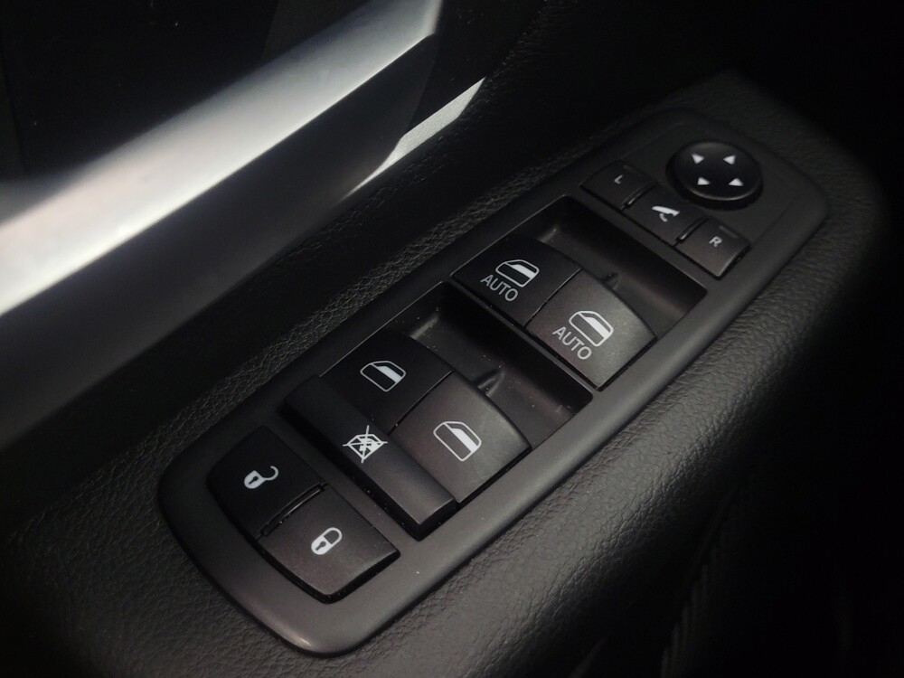 2021 RAM 1500 in Indianapolis, IN 46222 - 18090532 27