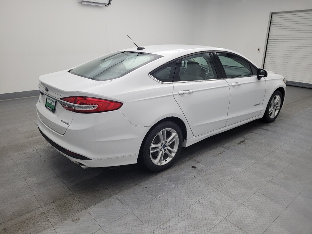 2018 Ford Fusion in Cincinnati, OH 45255 - 18090534 10