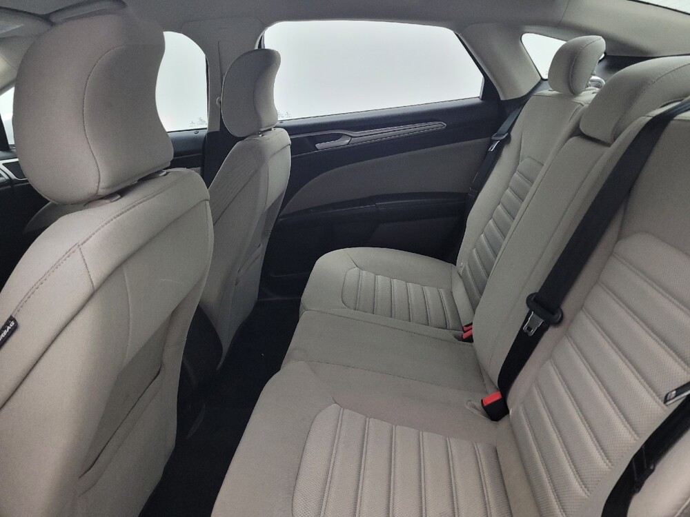 2018 Ford Fusion in Cincinnati, OH 45255 - 18090534 18