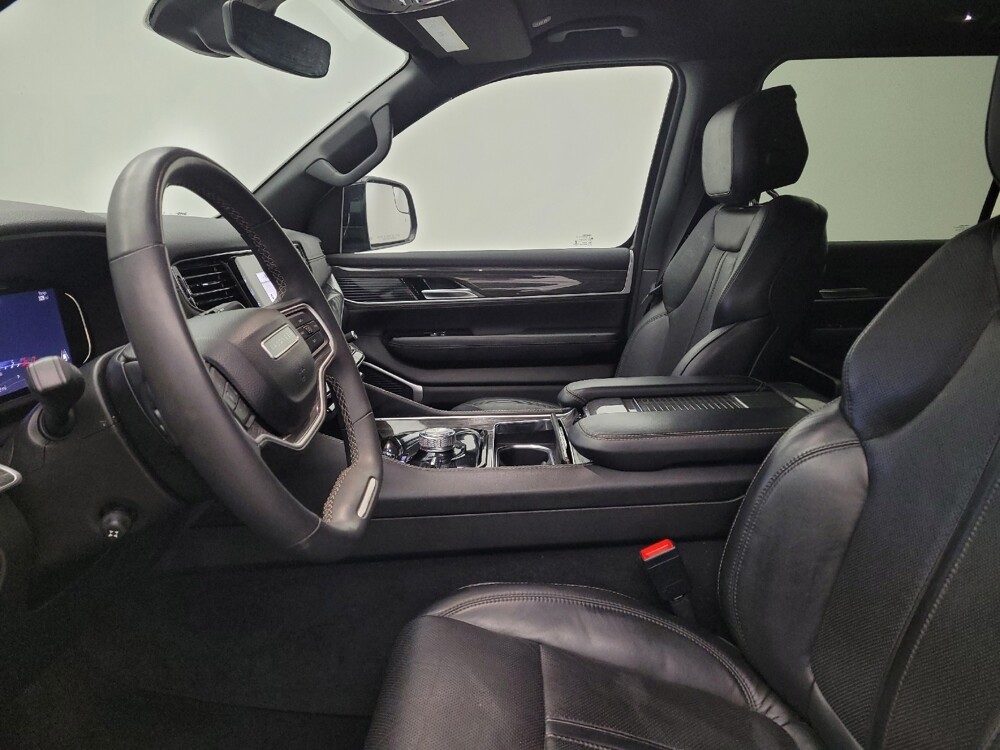 2022 Jeep Wagoneer in Columbus, OH 43231 - 18090535 17