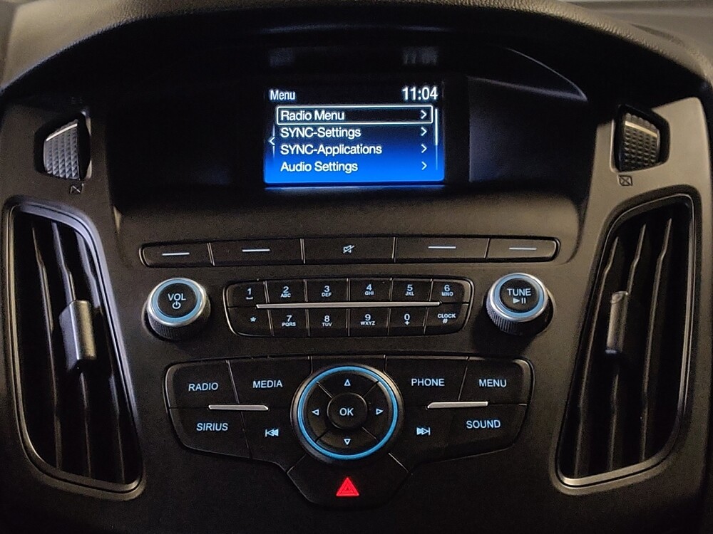 2018 Ford Focus in Charleston, SC 29414 - 18090539 25