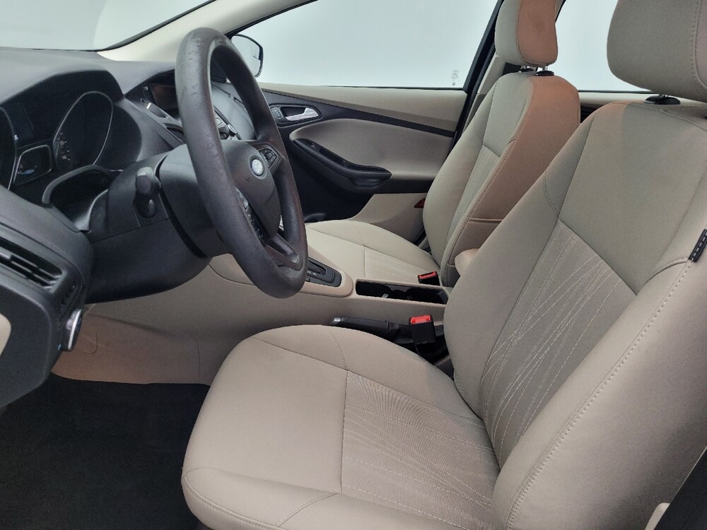 2018 Ford Focus in Charleston, SC 29414 - 18090539 17