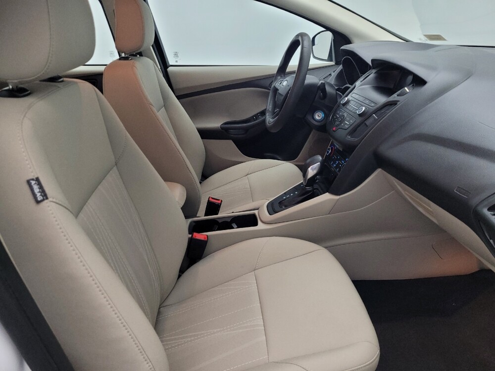 2018 Ford Focus in Charleston, SC 29414 - 18090539 21