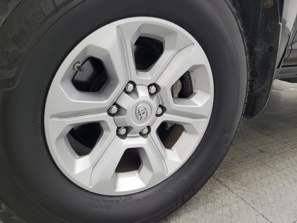 2020 Toyota 4Runner in Jacksonville, FL 32225 - 18090541 31