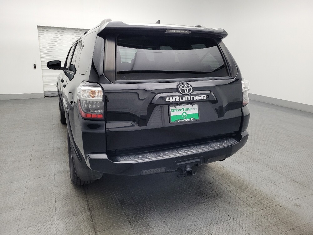 2020 Toyota 4Runner in Jacksonville, FL 32225 - 18090541 6