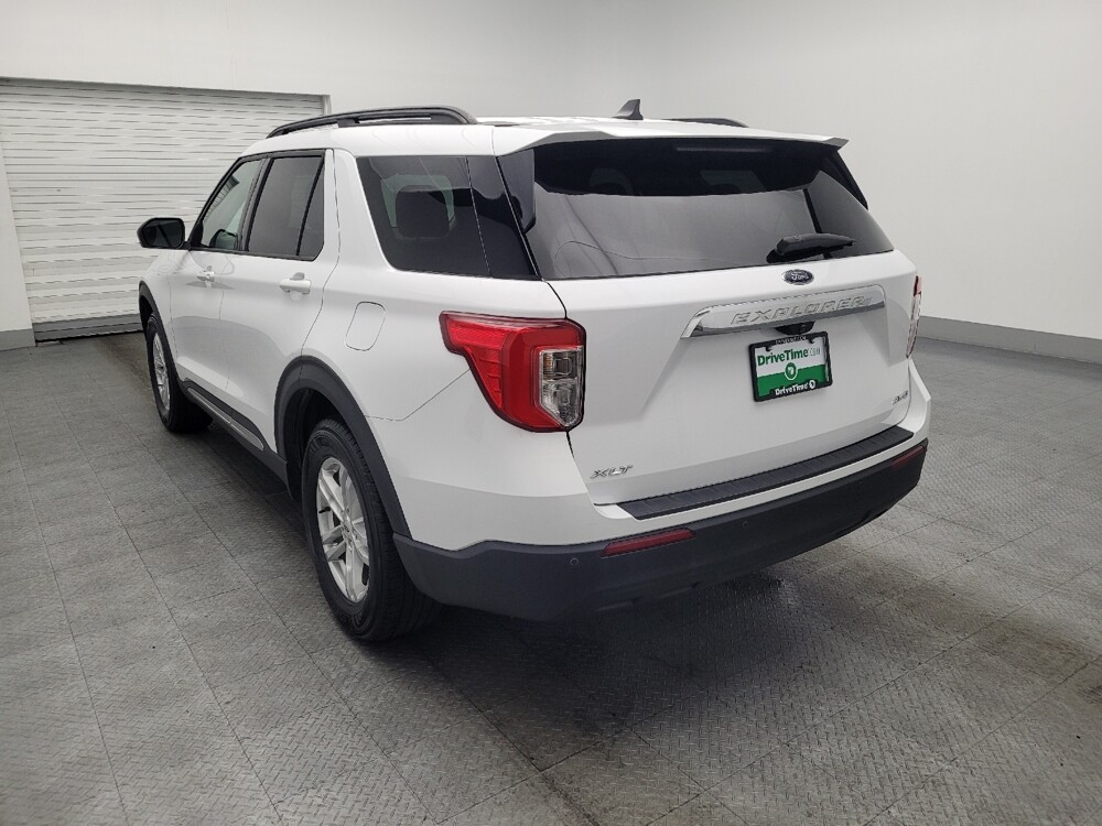 2021 Ford Explorer in Gainesville, FL 32609 - 18090546 5
