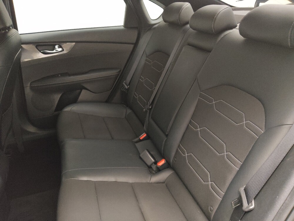 2022 Kia Forte in Kissimmee, FL 34744 - 18090555 18