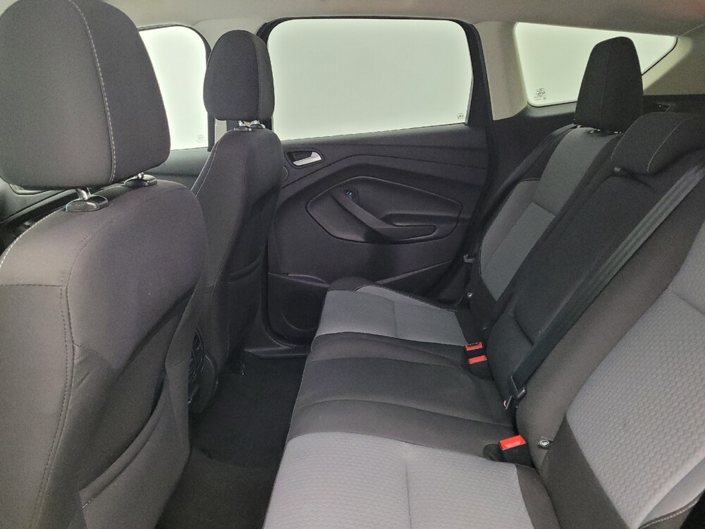 2017 Ford Escape in Fairfield, OH 45014 - 18090559 18