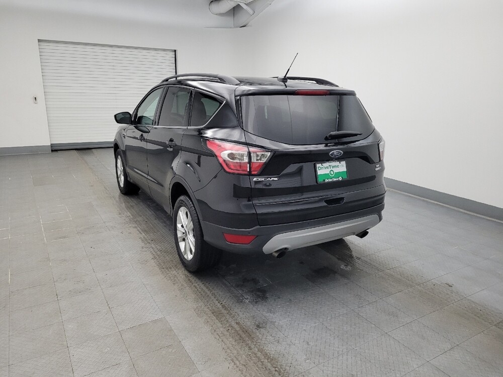 2017 Ford Escape in Fairfield, OH 45014 - 18090559 5
