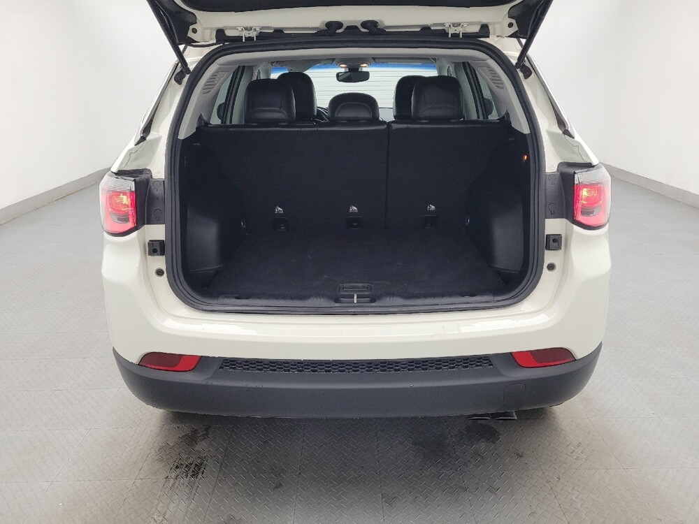 2018 Jeep Compass in Greensboro, NC 27407 - 18090566 29