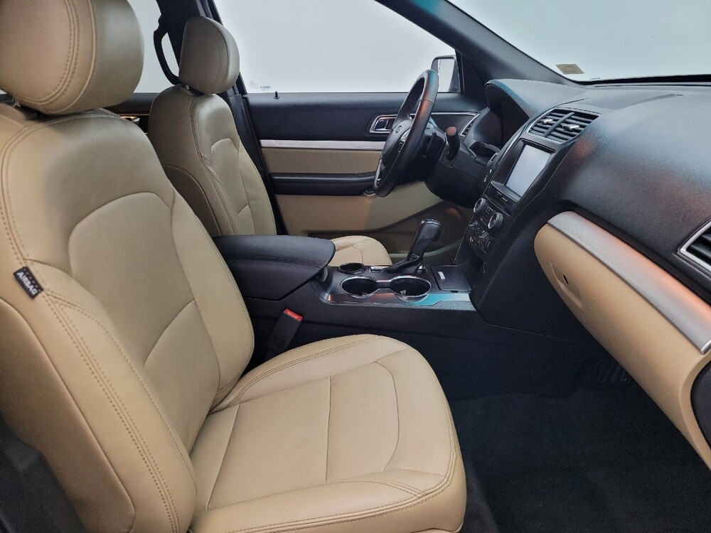 2016 Ford Explorer in Charleston, SC 29414 - 18090567 21