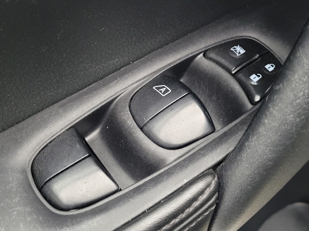 2019 Nissan Rogue in Jacksonville, FL 32225 - 18090568 27