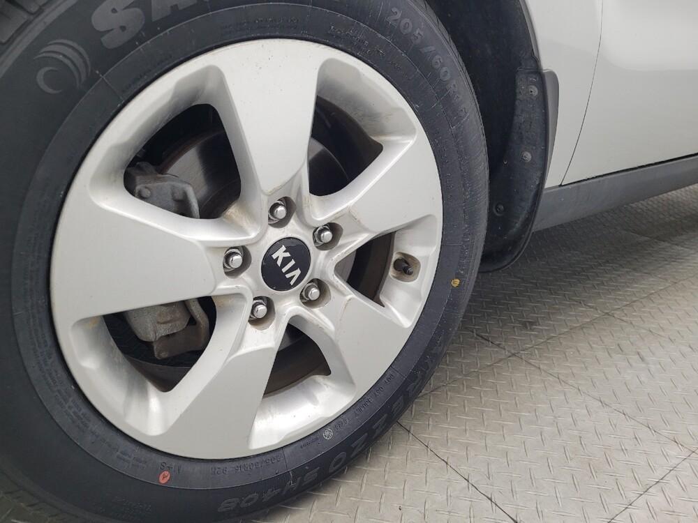 2018 Kia Soul in Lauderdale Lakes, FL 33313 - 18090571 31