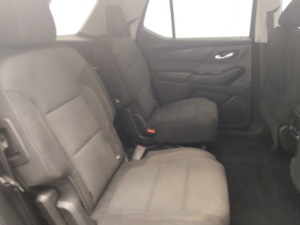 2018 Chevrolet Traverse in Mobile, AL 36606 - 18090573 19