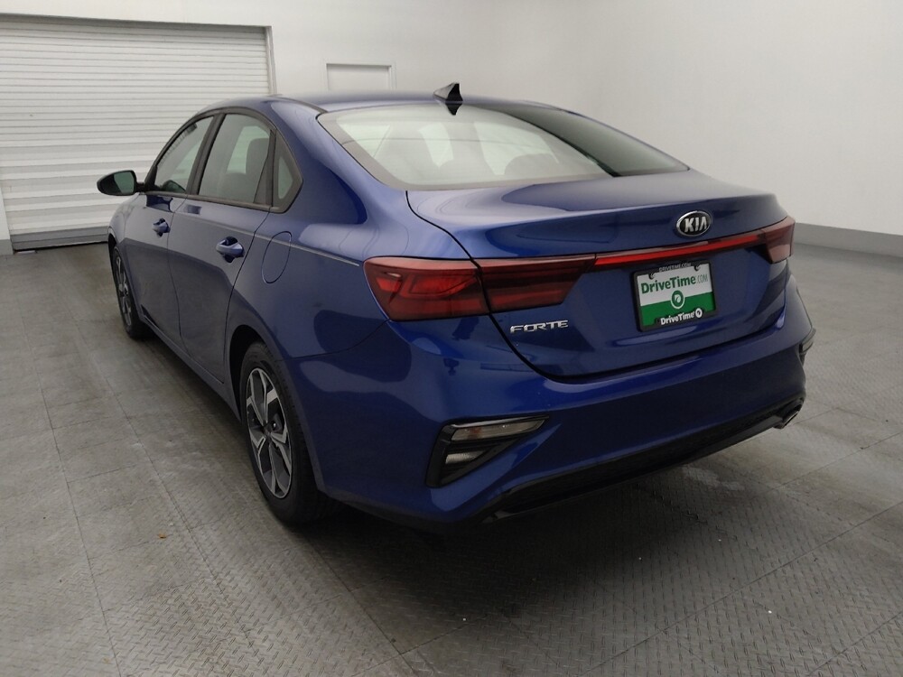 2019 Kia Forte in Jacksonville, FL 32225 - 18090575 5