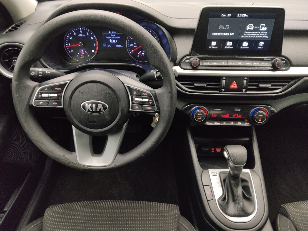 2019 Kia Forte in Jacksonville, FL 32225 - 18090575 22