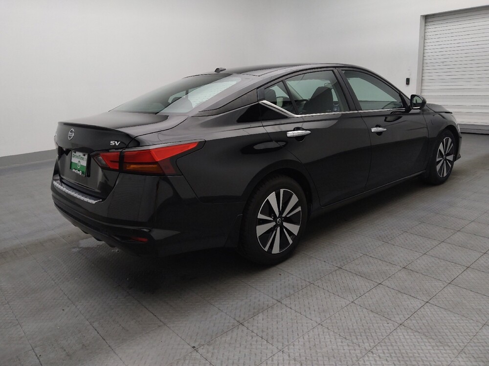 2021 Nissan Altima in Jacksonville, FL 32210 - 18090579 10