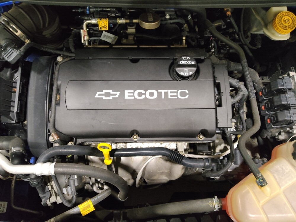 2016 Chevrolet Sonic in Temple Hills, MD 20746 - 18090584 30