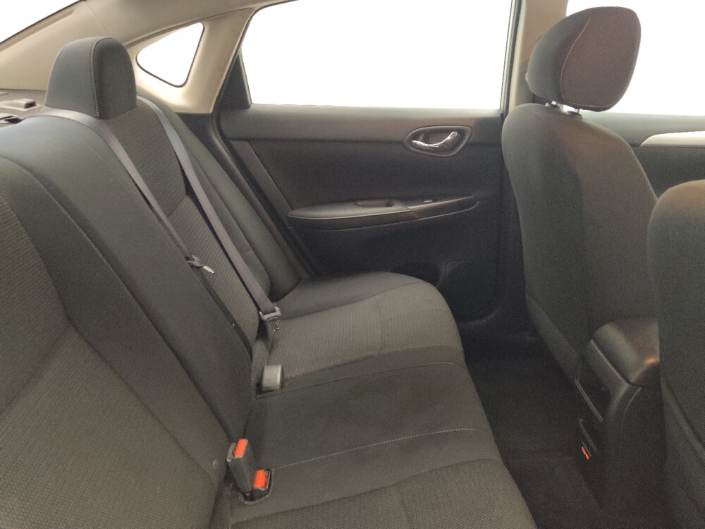 2019 Nissan Sentra in Lombard, IL 60148 - 18090588 19