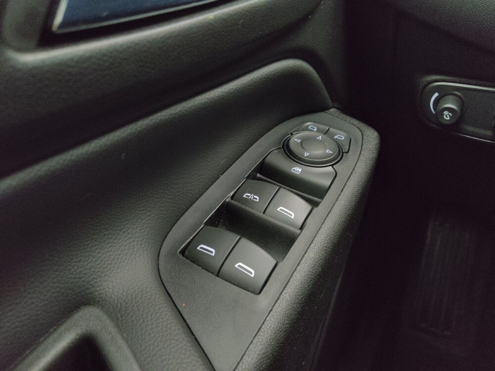 2019 Chevrolet Equinox in Peoria, IL 61615 - 18090590 27