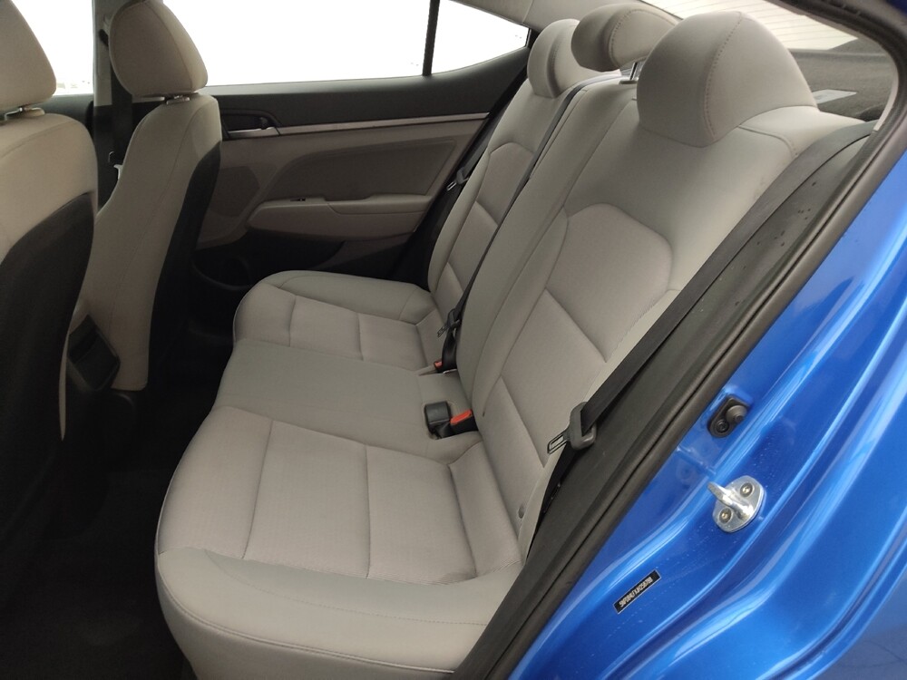 2018 Hyundai Elantra in Houston, TX 77060 - 18090591 18