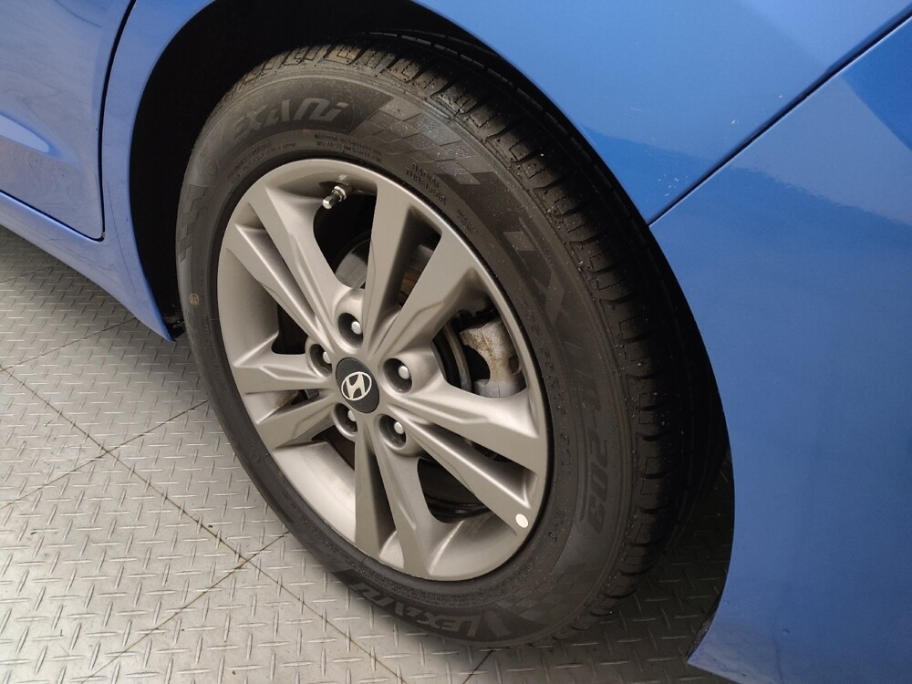 2018 Hyundai Elantra in Houston, TX 77060 - 18090591 31