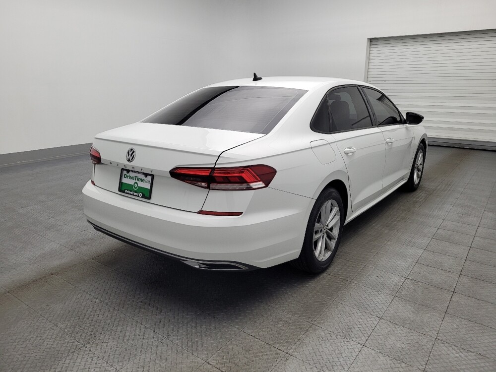 2020 Volkswagen Passat in Fayetteville, NC 28304 - 18090594 9