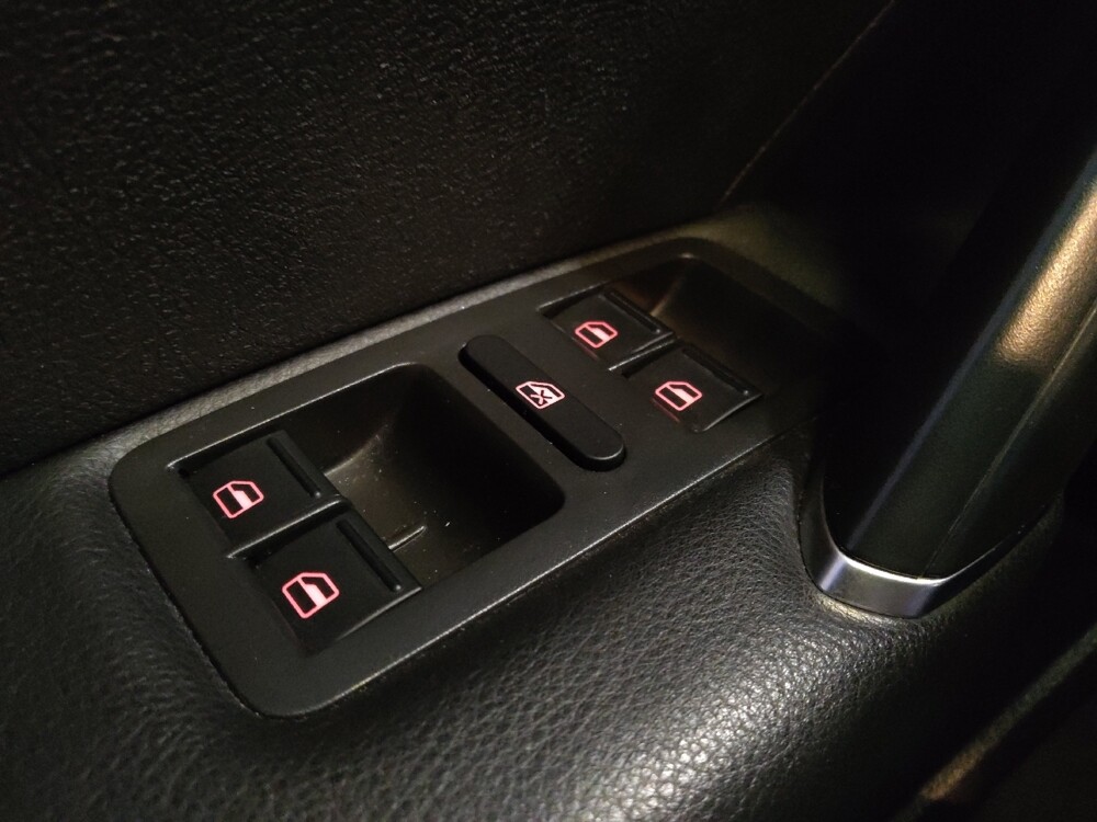 2020 Volkswagen Passat in Fayetteville, NC 28304 - 18090594 27