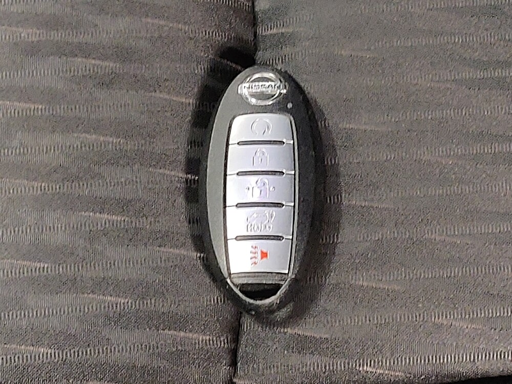 2020 Nissan Rogue in Greenville, NC 27834 - 18090600 32