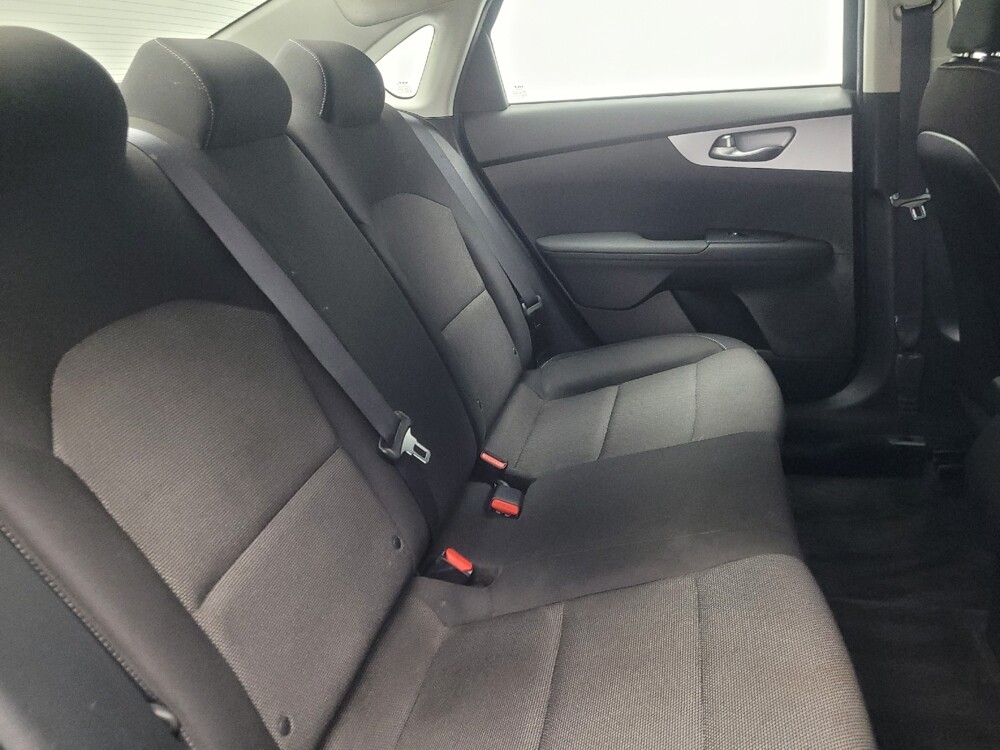 2022 Kia Forte in Indianapolis, IN 46222 - 18090601 19