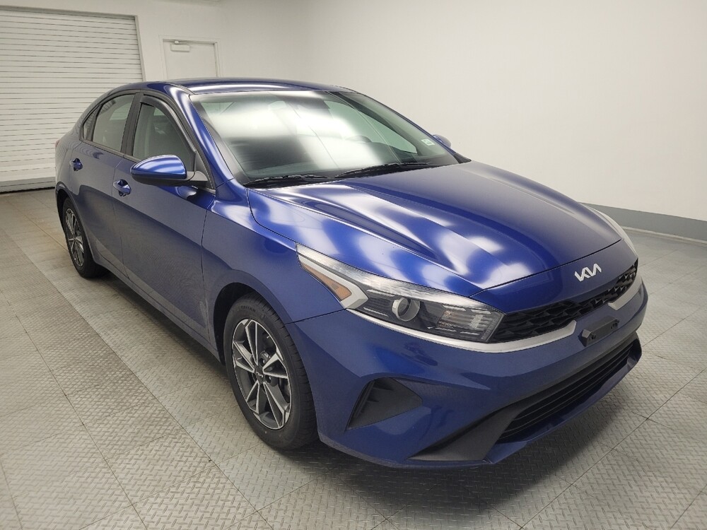 2022 Kia Forte in Indianapolis, IN 46222 - 18090601 13
