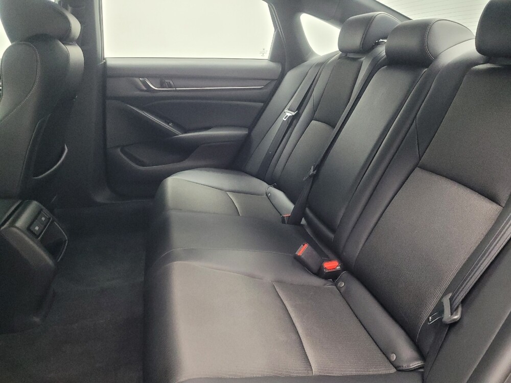 2021 Honda Accord in Indianapolis, IN 46222 - 18090604 18