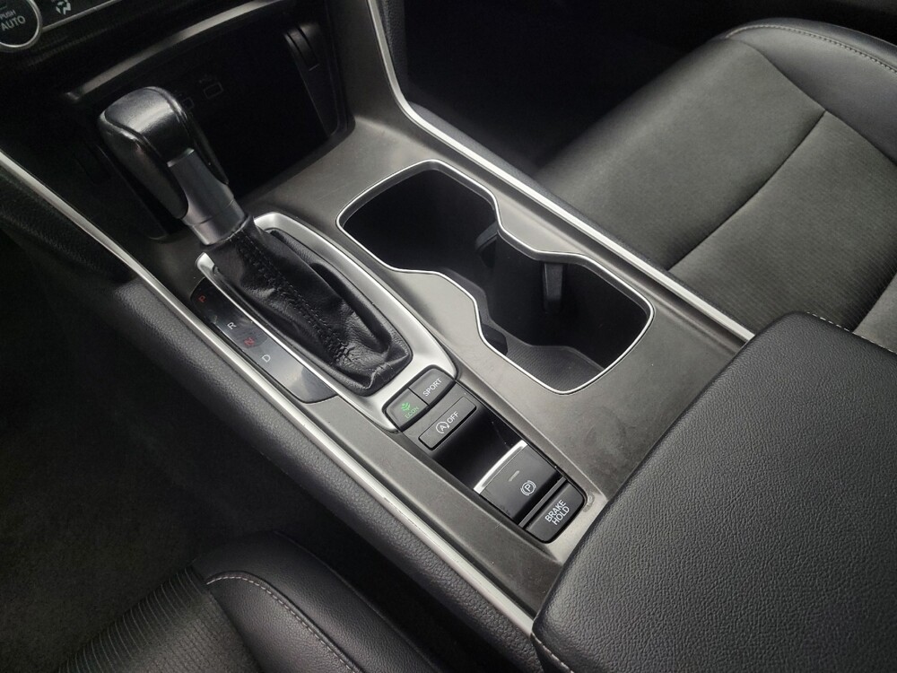 2021 Honda Accord in Indianapolis, IN 46222 - 18090604 26