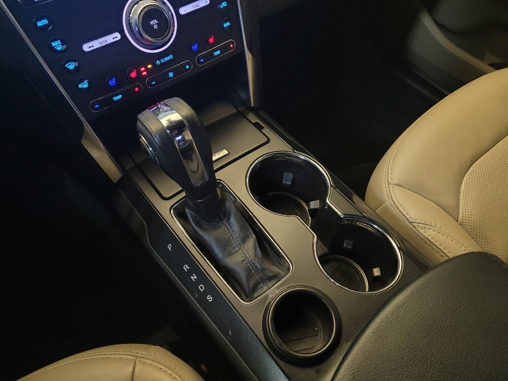 2018 Ford Explorer in Cincinnati, OH 45255 - 18090605 26