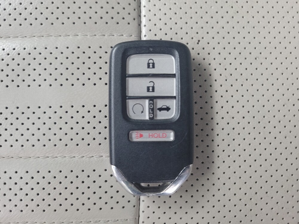 2018 Honda Accord in Memphis, TN 38115 - 18090609 32