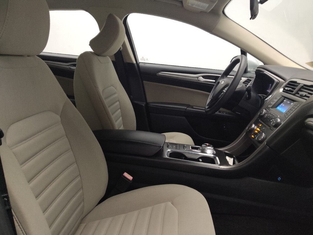 2018 Ford Fusion in Union City, GA 30291 - 18090617 21