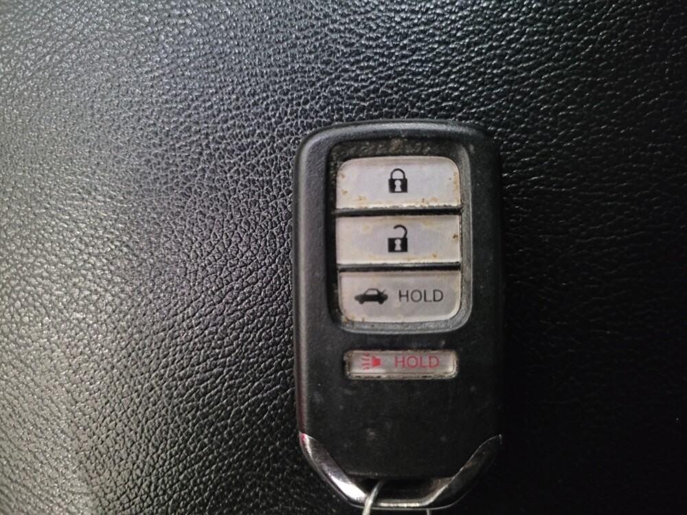 2018 Honda Accord in Pittsburgh, PA 15237 - 18090618 32