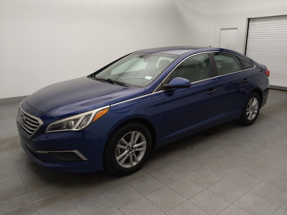 2017 Hyundai Sonata in Greenville, NC 27834 - 18090619 2