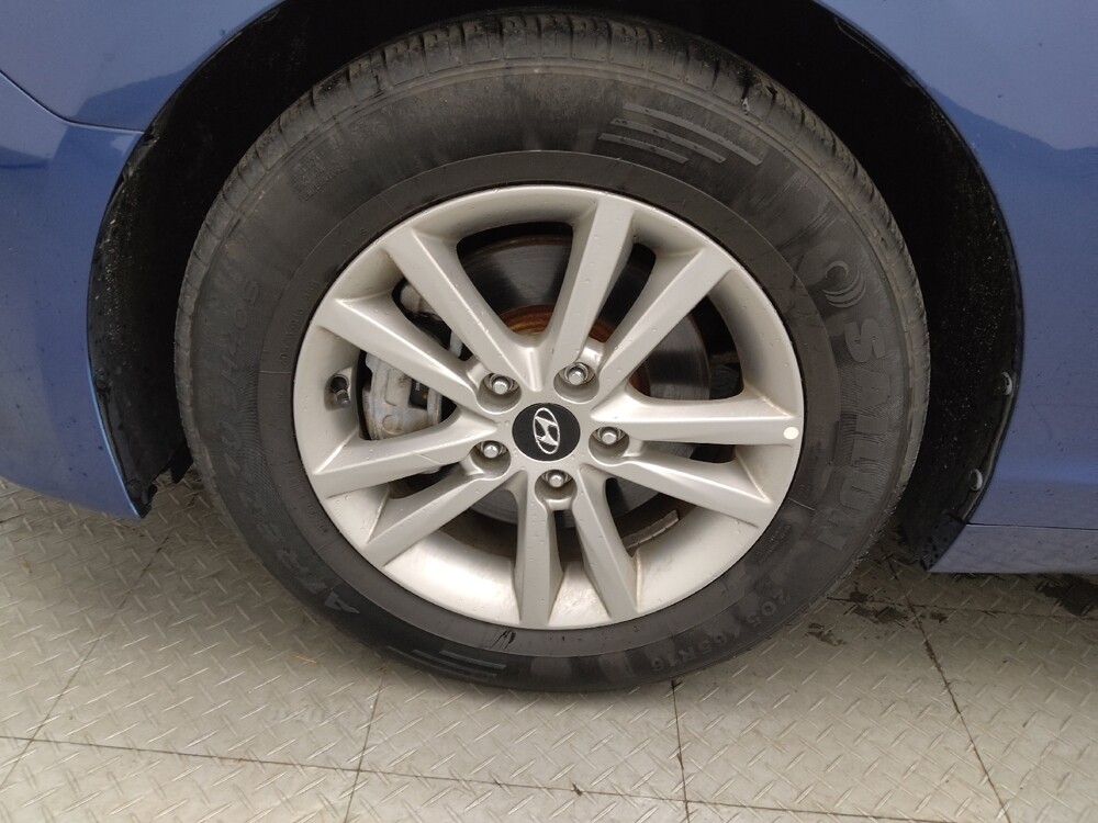 2017 Hyundai Sonata in Greenville, NC 27834 - 18090619 31